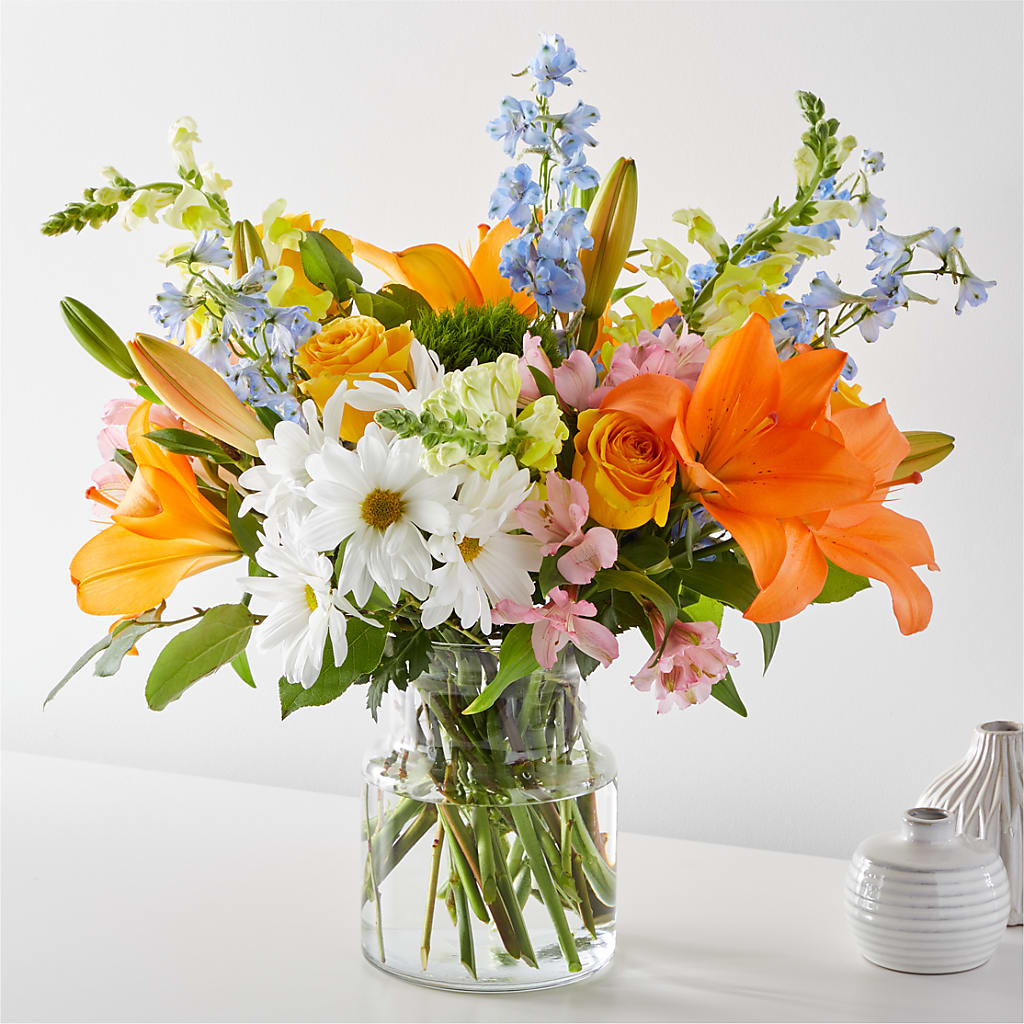 Sun Salutation Bouquet – Talia Flowers, Ottawa ON
