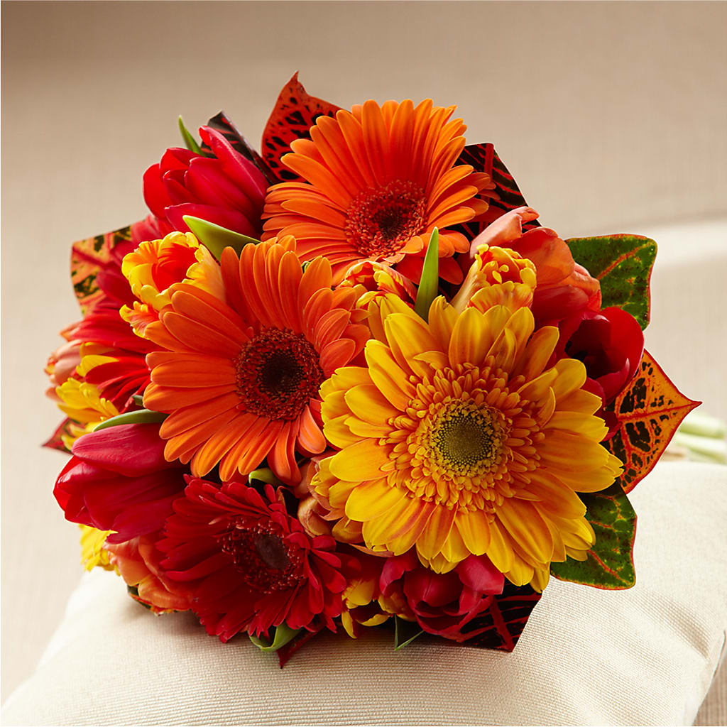 Sunglow Bouquet – Talia Flowers, Ottawa ON
