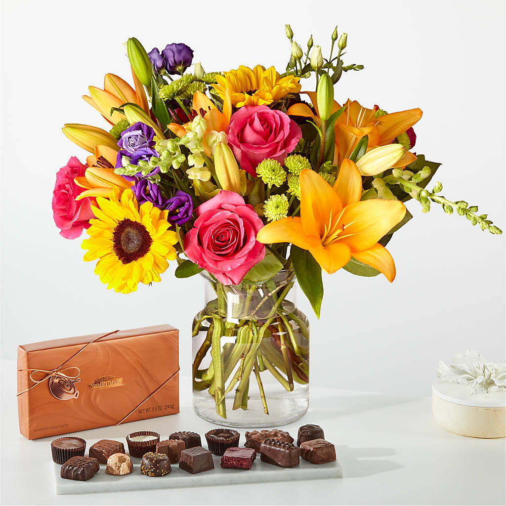 Best Day Bouquet and Chocolate Bundle –  Talia Flowers, Ottawa ON