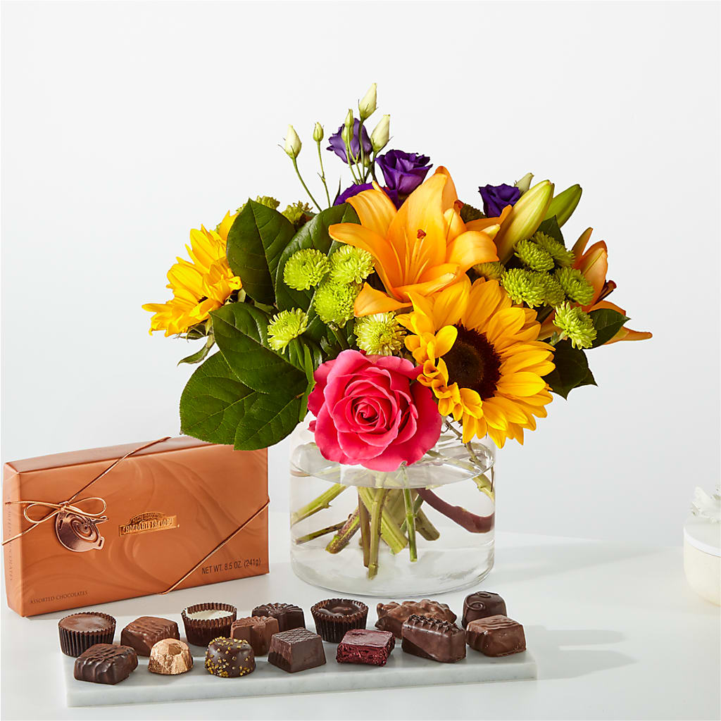 Best Day Bouquet and Chocolate Bundle –  Talia Flowers, Ottawa ON