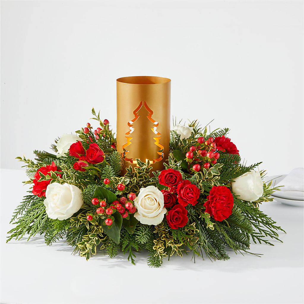 December Dreams Centerpiece –  Talia Flowers, Ottawa ON