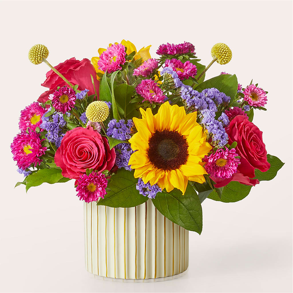 Bubbly Bouquet –  Talia Flowers, Ottawa ON