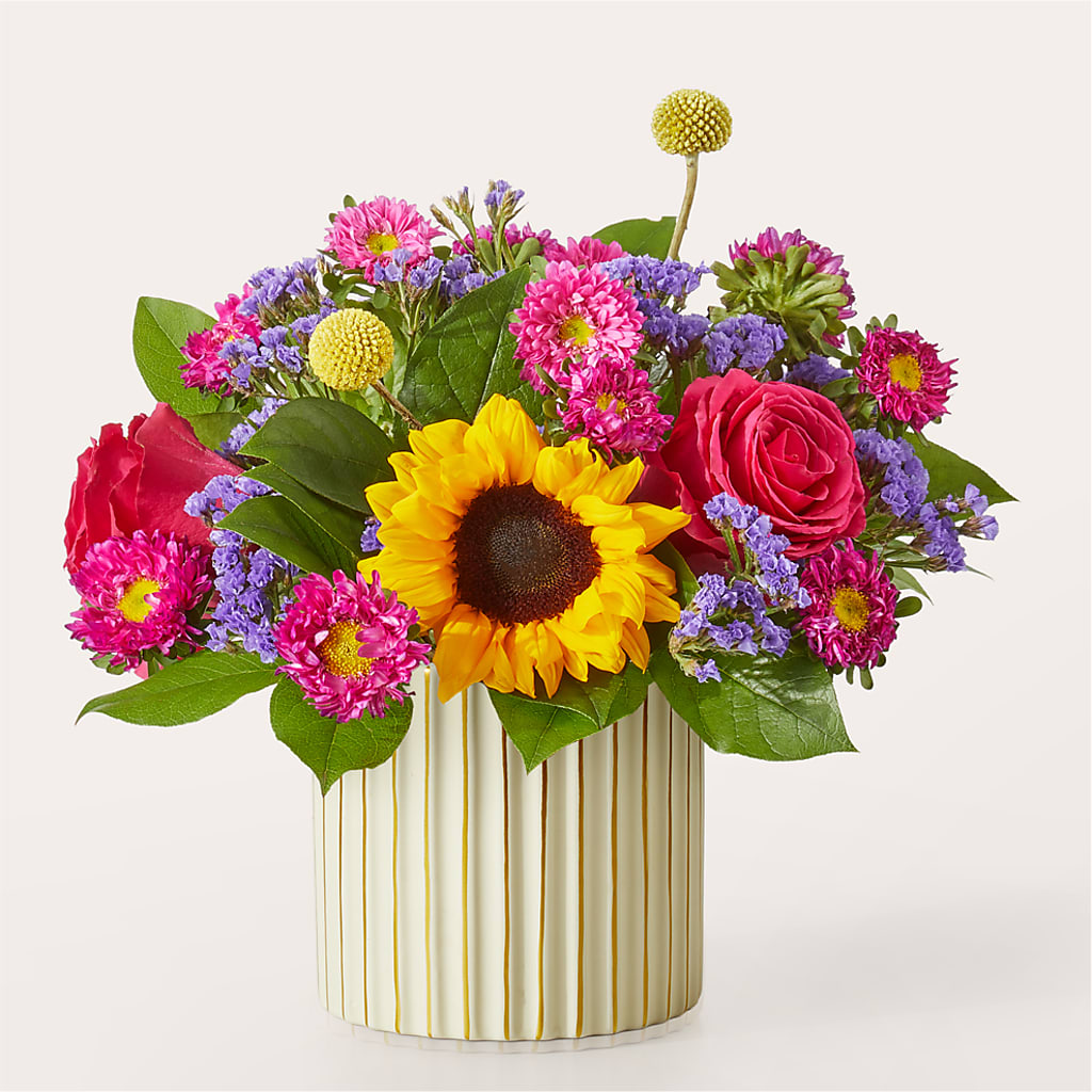 Bubbly Bouquet –  Talia Flowers, Ottawa ON