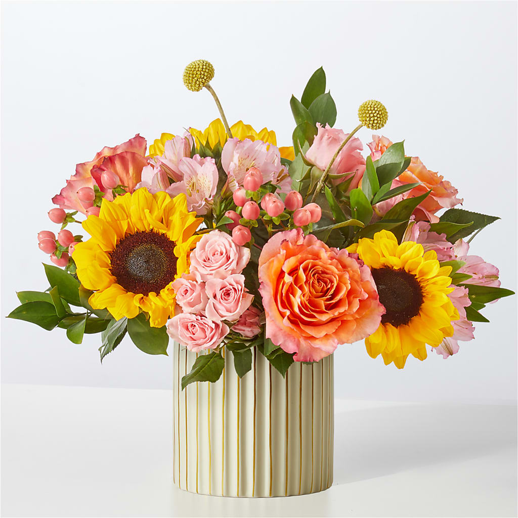 Sun's Out Bouquet –  Talia Flowers, Ottawa ON
