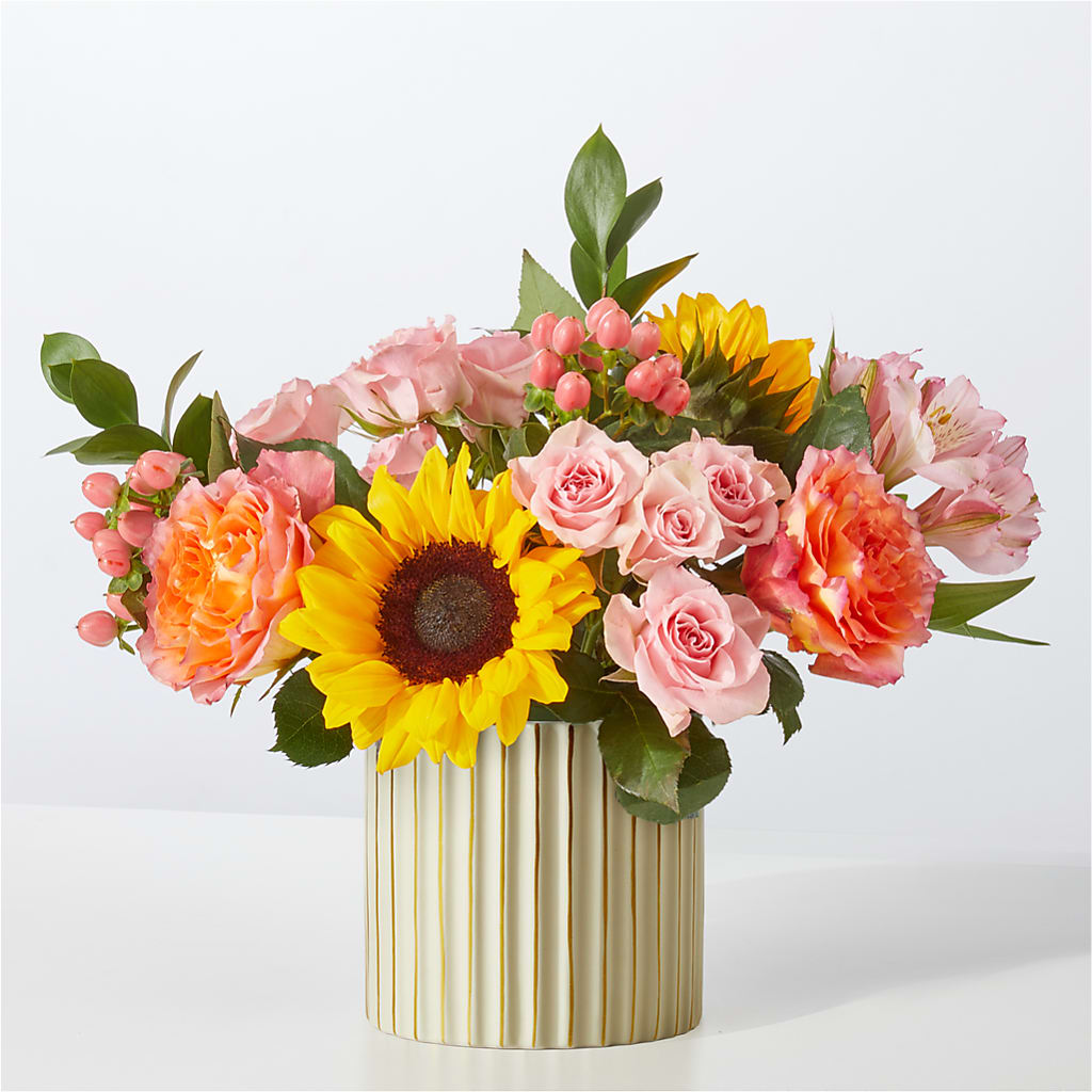 Sun's Out Bouquet –  Talia Flowers, Ottawa ON