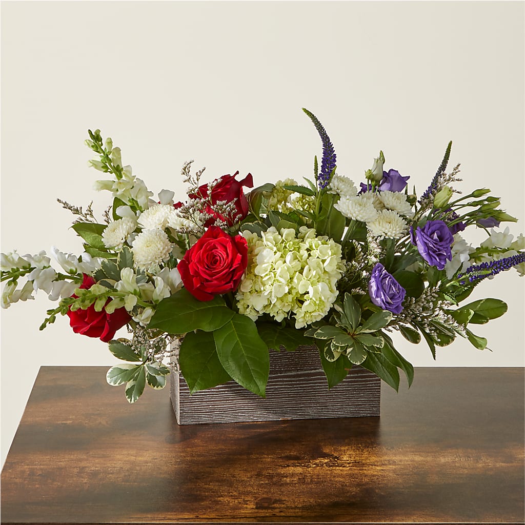Sweet Magnolia Bouquet –  Talia Flowers, Ottawa ON