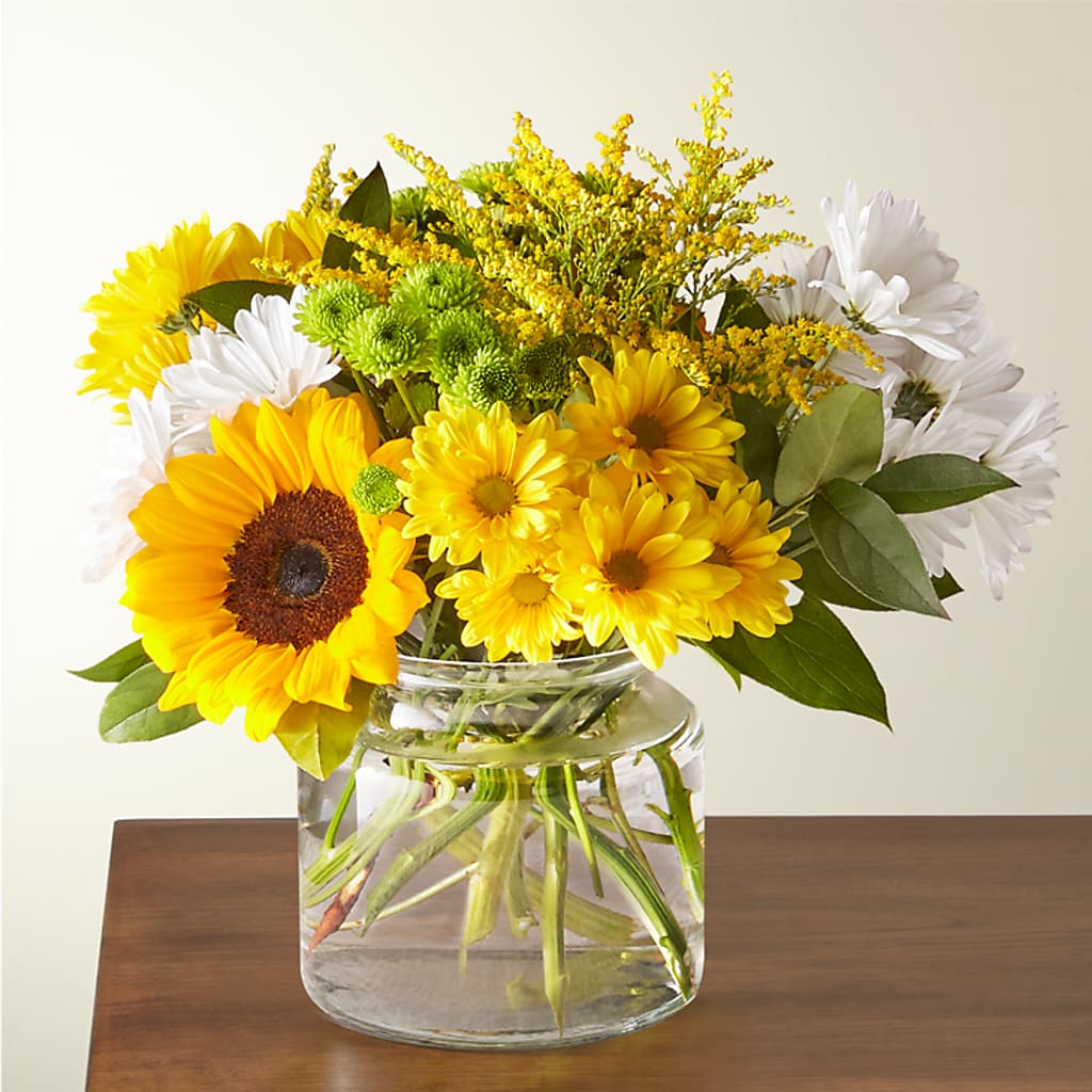 Hello Sunshine Bouquet –  Talia Flowers, Ottawa ON