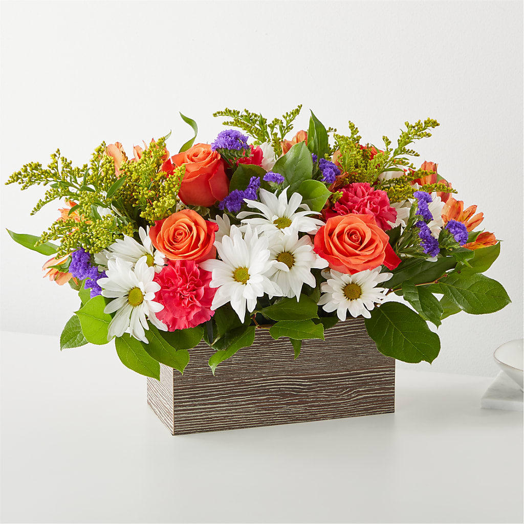 Oopsie Daisy Box Bouquet –  Talia Flowers, Ottawa ON