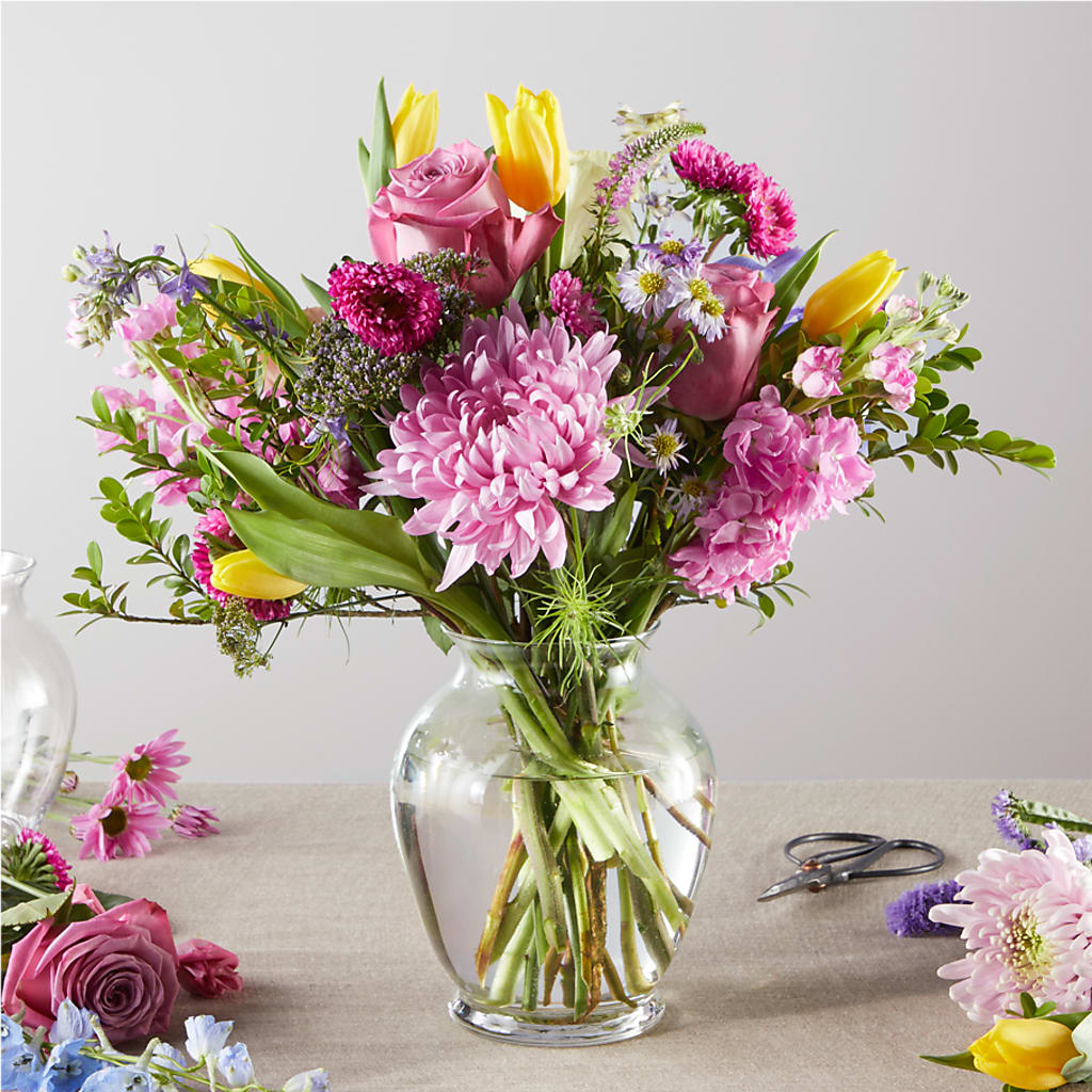 Pastel Tradition - A Florist Original –  Talia Flowers, Ottawa ON