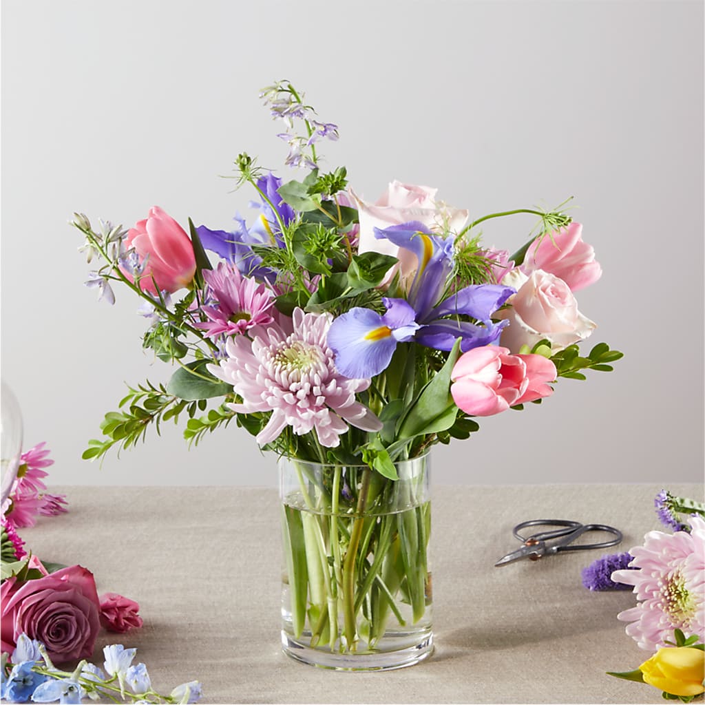 Pastel Tradition - A Florist Original –  Talia Flowers, Ottawa ON