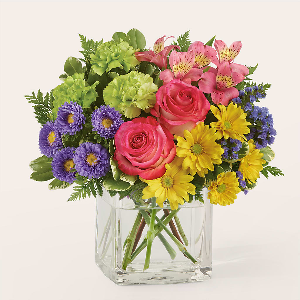 Candy Jar Bouquet –  Talia Flowers, Ottawa ON
