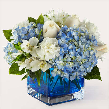 Soothing Waters Bouquet –  Talia Flowers, Ottawa ON