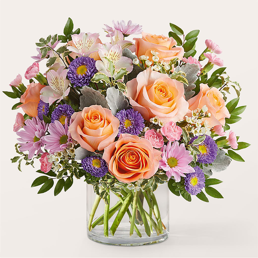 Glimmer Bouquet –  Talia Flowers, Ottawa ON