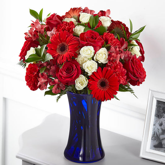 Hearts Embrace Bouquet –  Talia Flowers, Ottawa ON