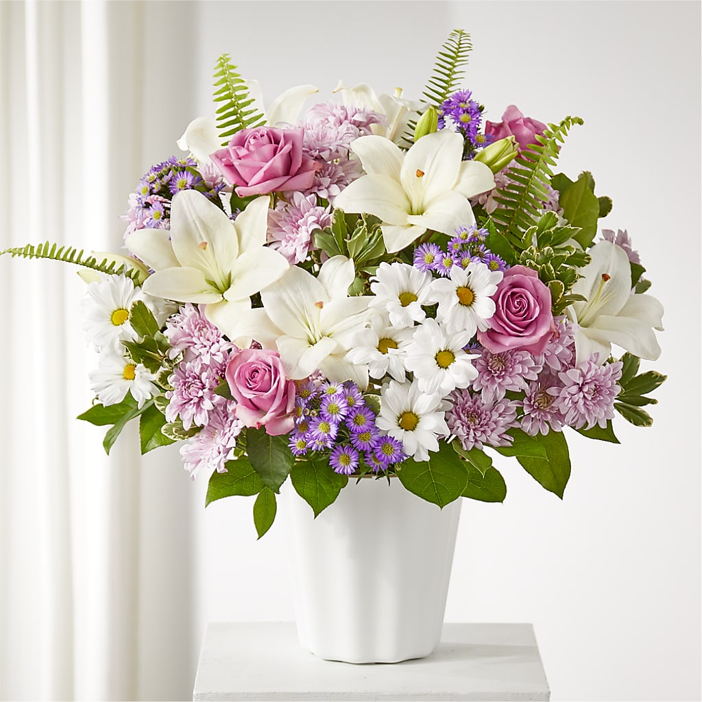 Warmest Thoughts Tabletop Basket –  Talia Flowers, Ottawa ON