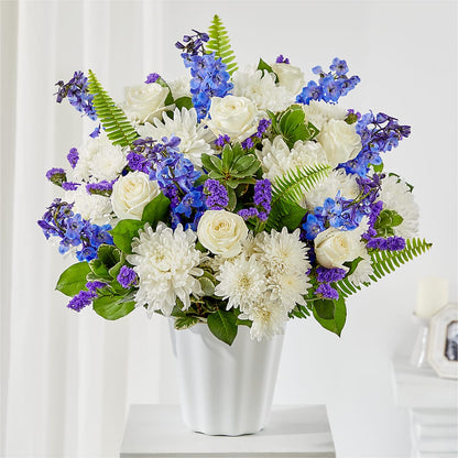 Hold Dear Tabletop Basket –  Talia Flowers, Ottawa ON