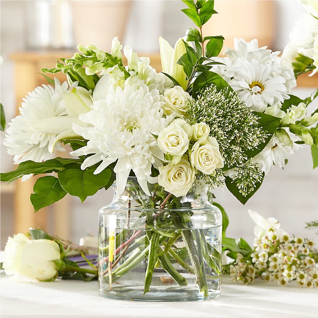 Classic Ivory – A Florist Original –  Talia Flowers, Ottawa ON