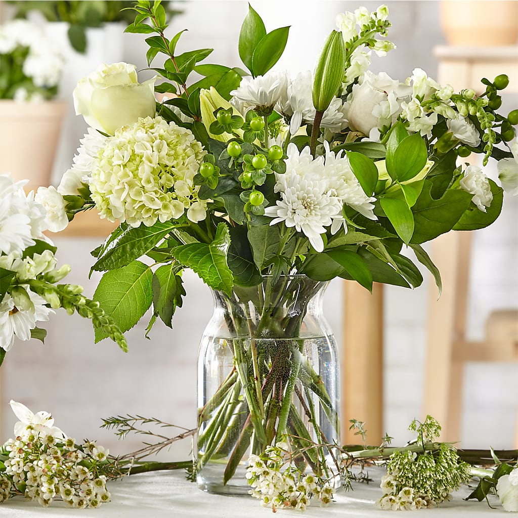 Classic Ivory – A Florist Original –  Talia Flowers, Ottawa ON