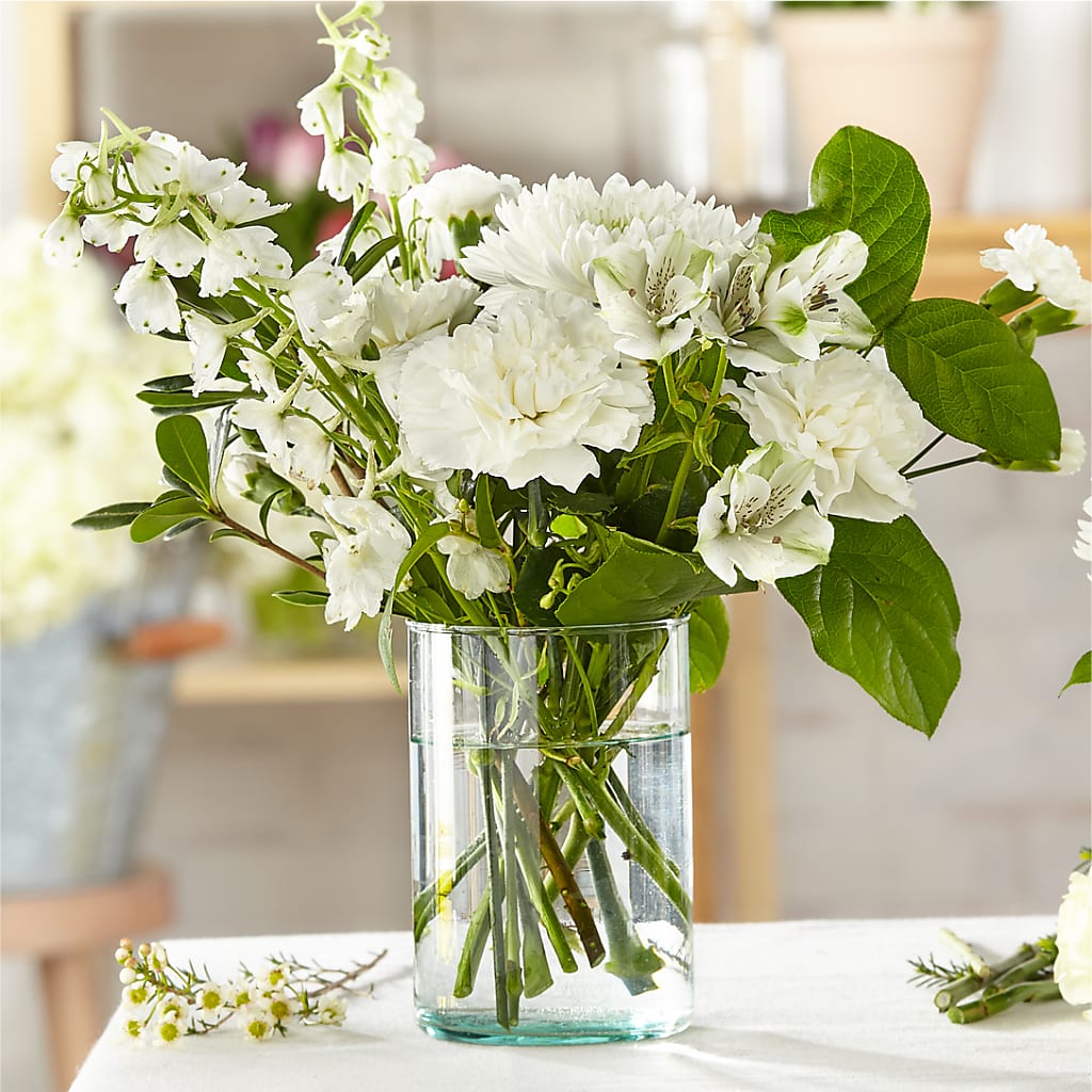 Classic Ivory – A Florist Original –  Talia Flowers, Ottawa ON