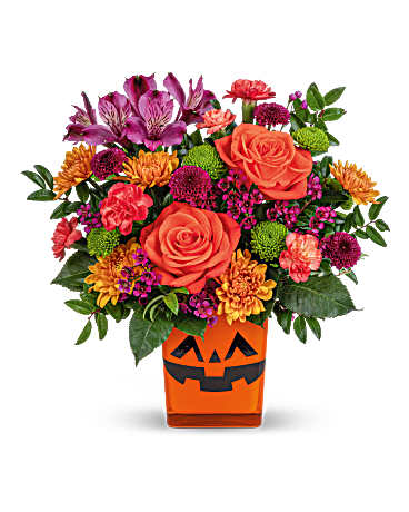 Teleflora's Spooky Spectacle Bouquet –  Talia Flowers, Ottawa ON