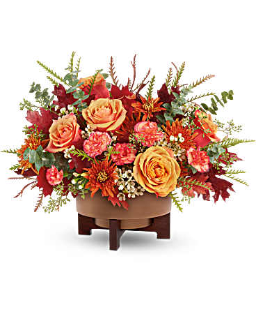 Teleflora's Modern Copper Centerpiece –  Talia Flowers, Ottawa ON