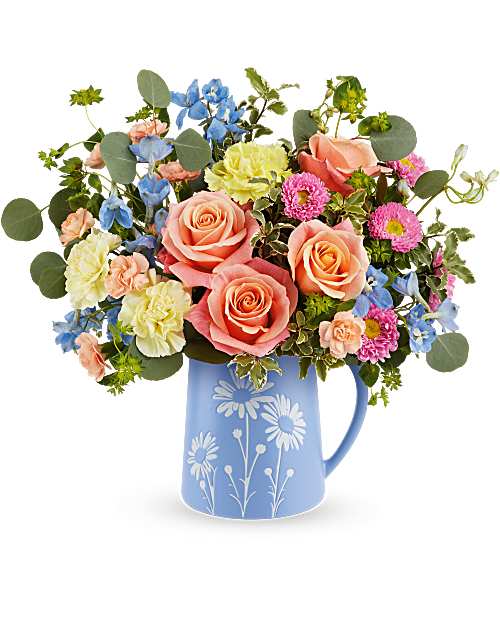 Teleflora's Daisy Dreams Bouquet –  Talia Flowers, Ottawa ON