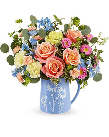 Teleflora's Daisy Dreams Bouquet –  Talia Flowers, Ottawa ON