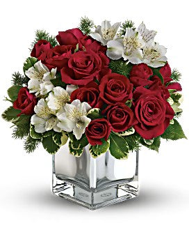 Teleflora's Christmas Blush Bouquet –  Talia Flowers, Ottawa ON