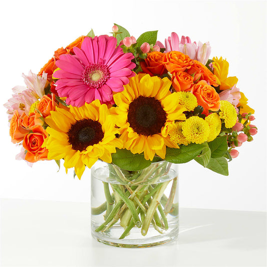 Beach Day Bouquet –  Talia Flowers, Ottawa ON