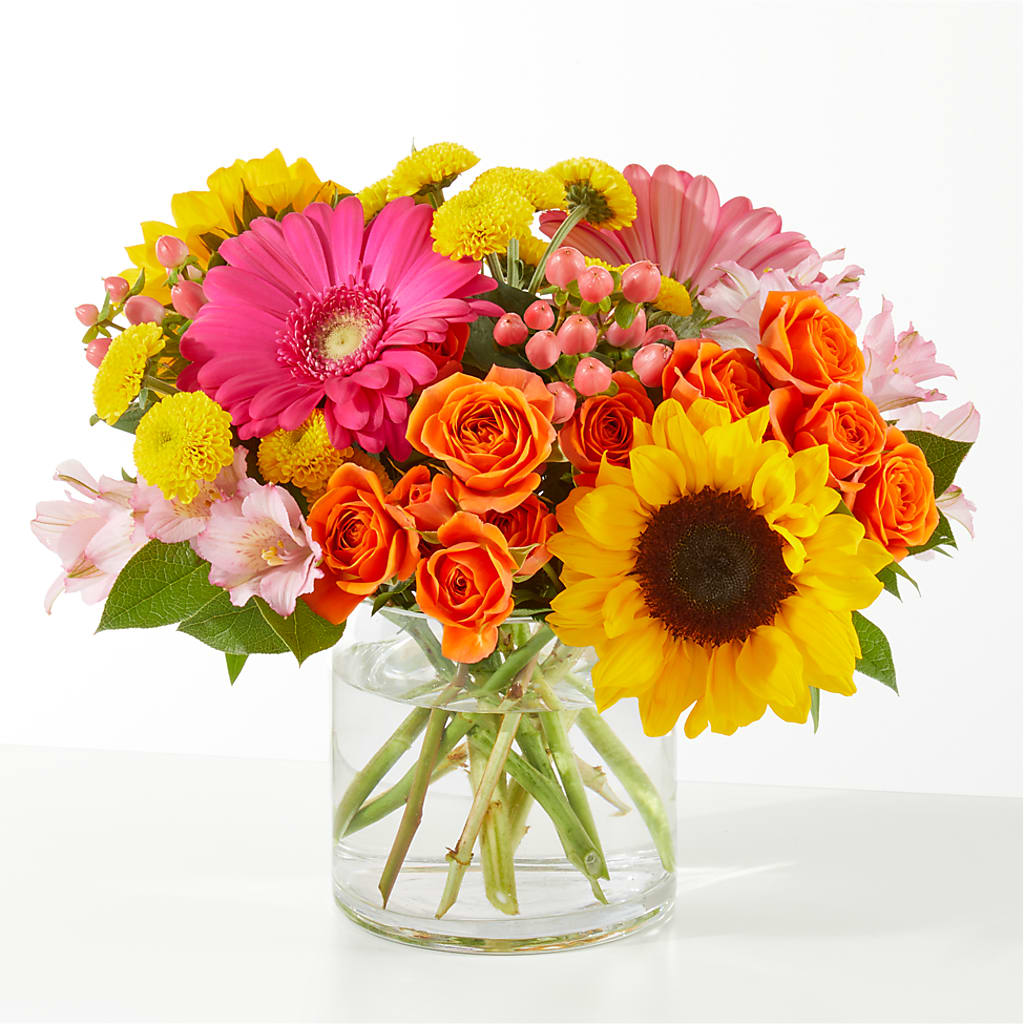Beach Day Bouquet –  Talia Flowers, Ottawa ON