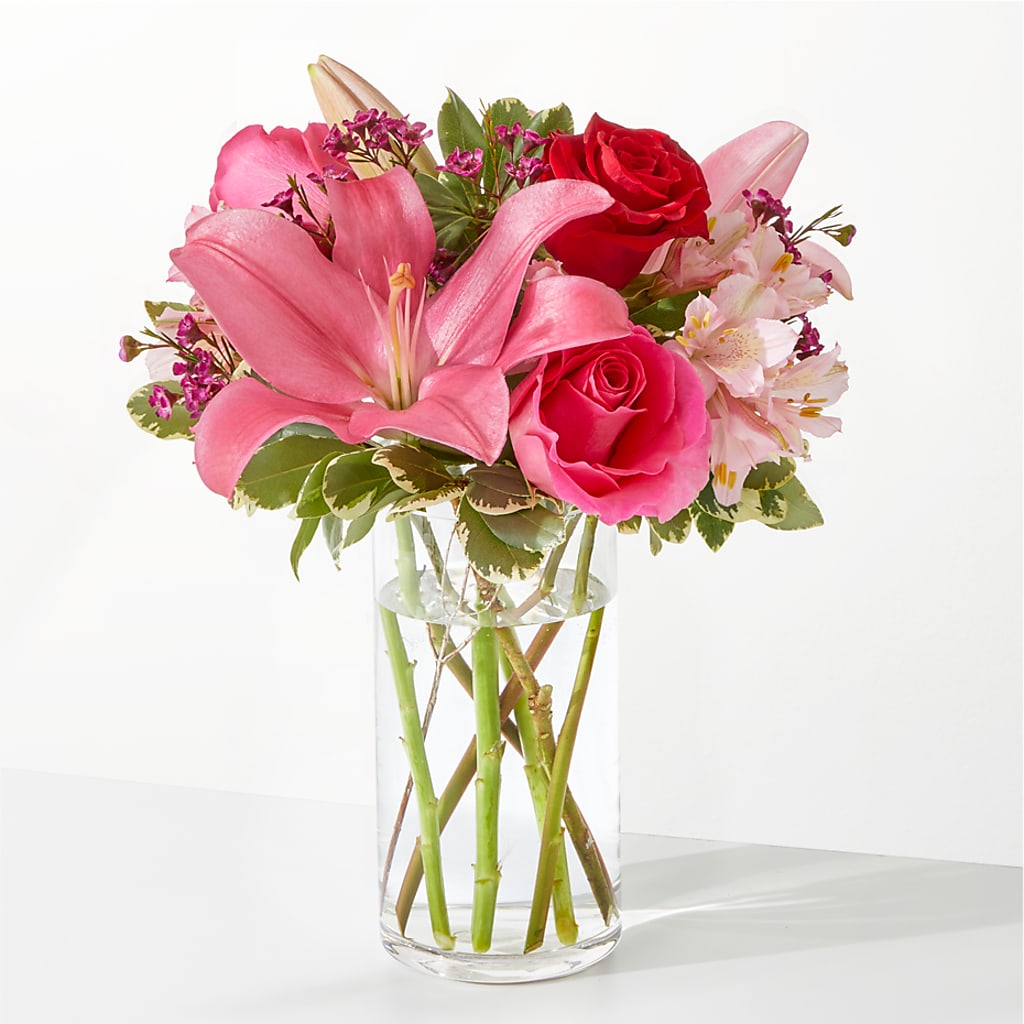 Lucky in Love Bouquet –  Talia Flowers, Ottawa ON