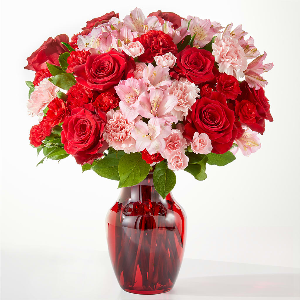 Candy Kisses Bouquet –  Talia Flowers, Ottawa ON