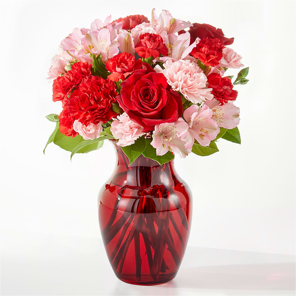 Candy Kisses Bouquet –  Talia Flowers, Ottawa ON