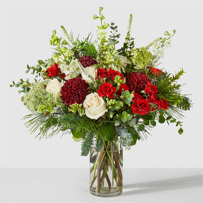 Favorite Traditions Bouquet –  Talia Flowers, Ottawa ON