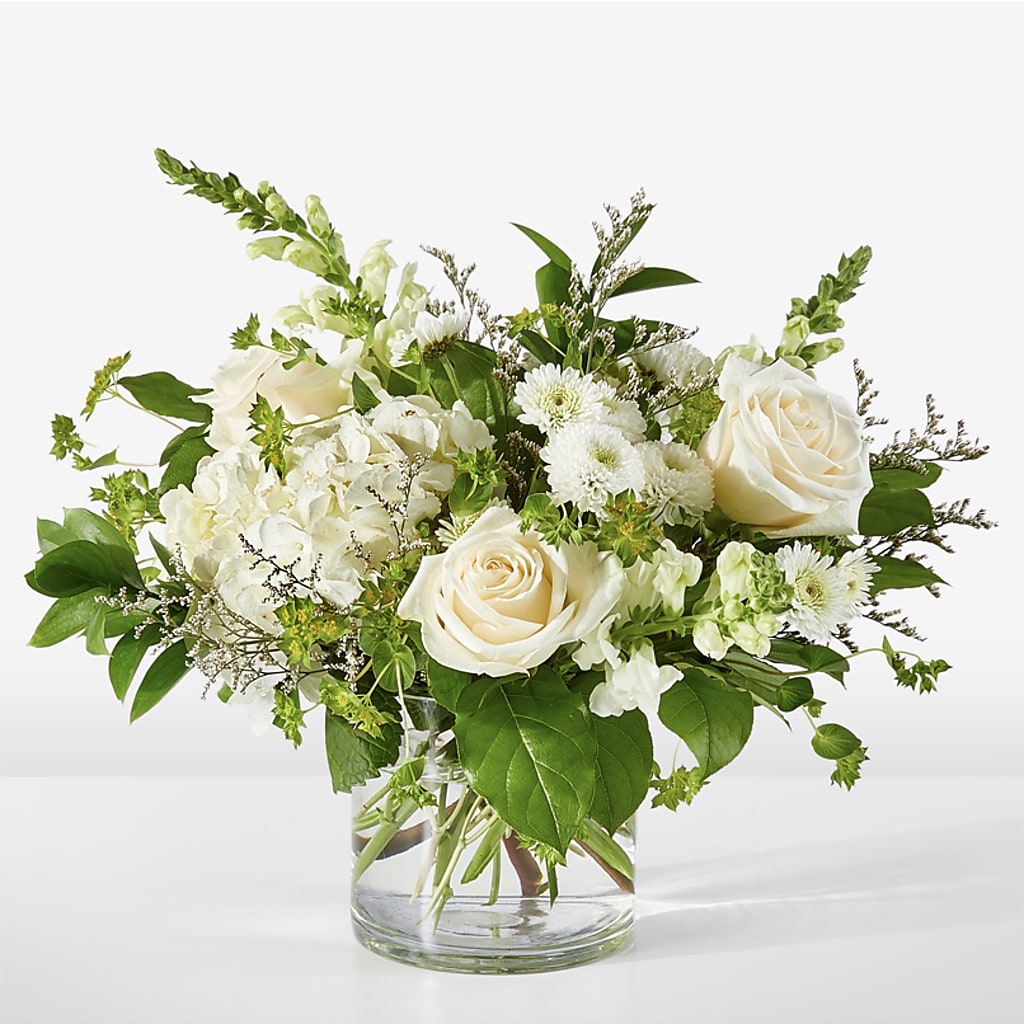 Hint of Vanilla Bouquet –  Talia Flowers, Ottawa ON