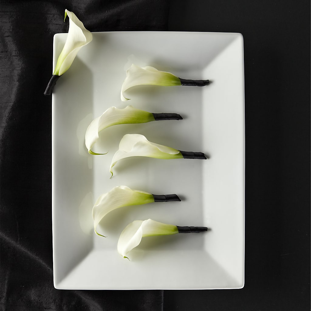 Calla Lily Promise Boutonniere –  Talia Flowers, Ottawa ON