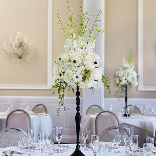 Regency Centerpiece –  Talia Flowers, Ottawa ON