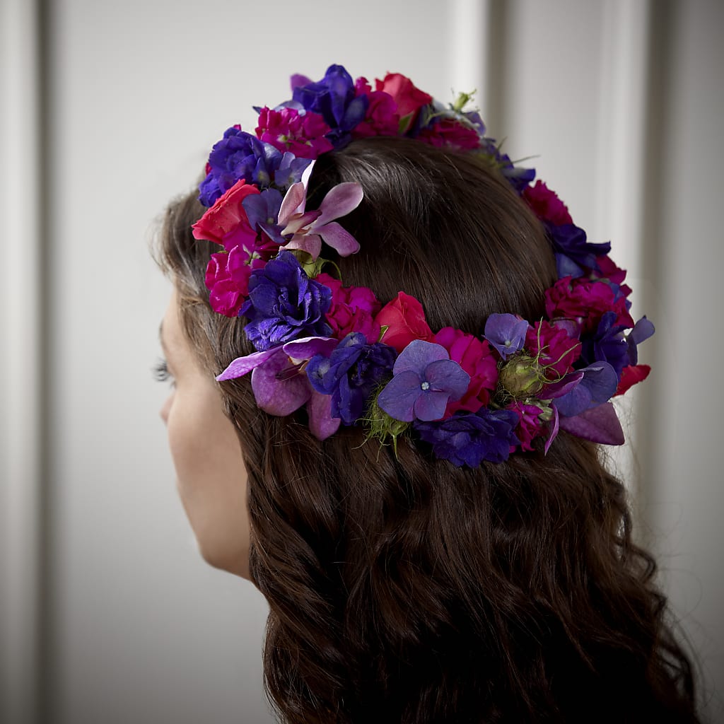 Butterfly Kisses Hair Decor –  Talia Flowers, Ottawa ON