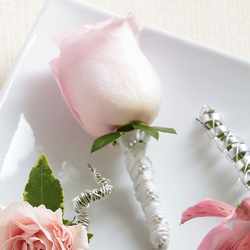 Pink Rose Boutonniere –  Talia Flowers, Ottawa ON