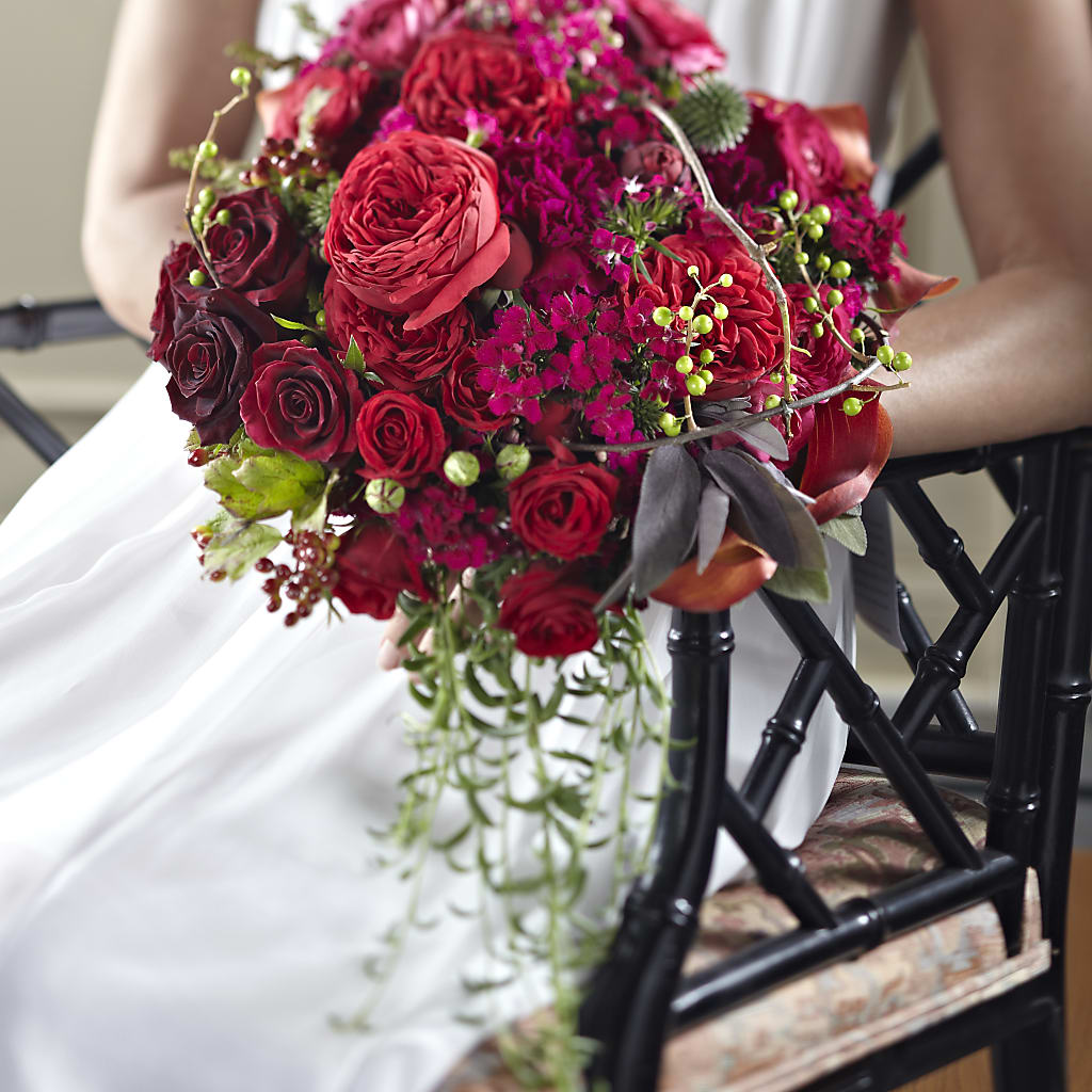 Pure Grace Bouquet –  Talia Flowers, Ottawa ON