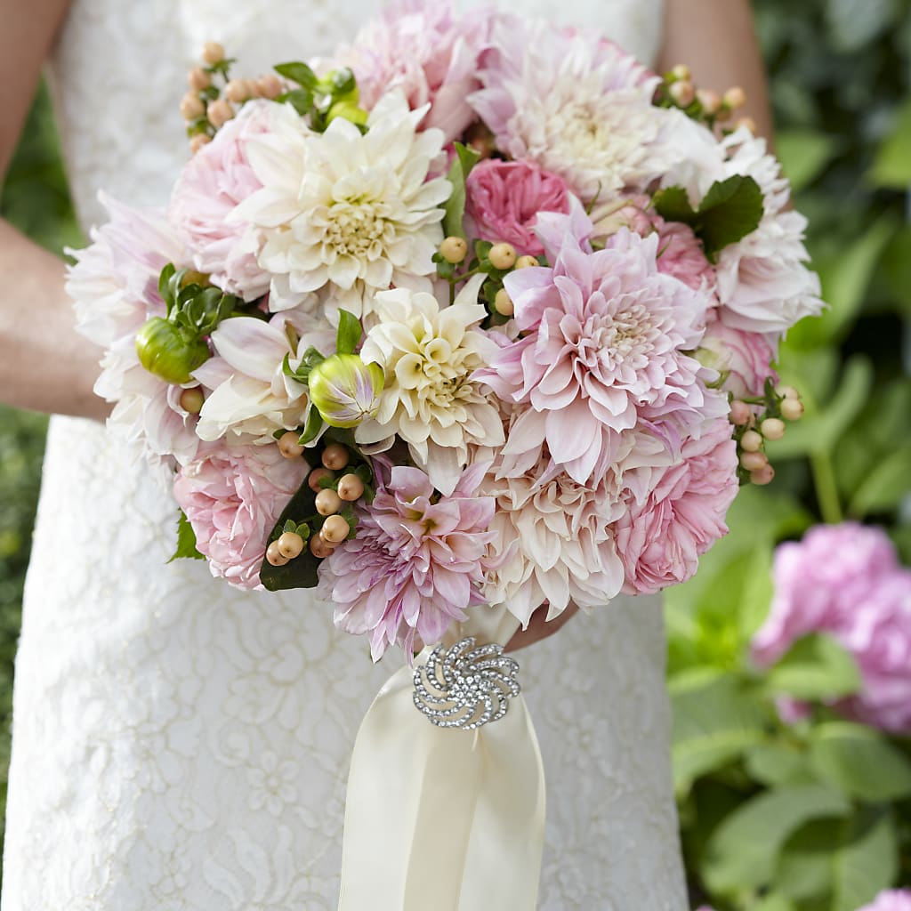 Heart's Promise Bouquet –  Talia Flowers, Ottawa ON