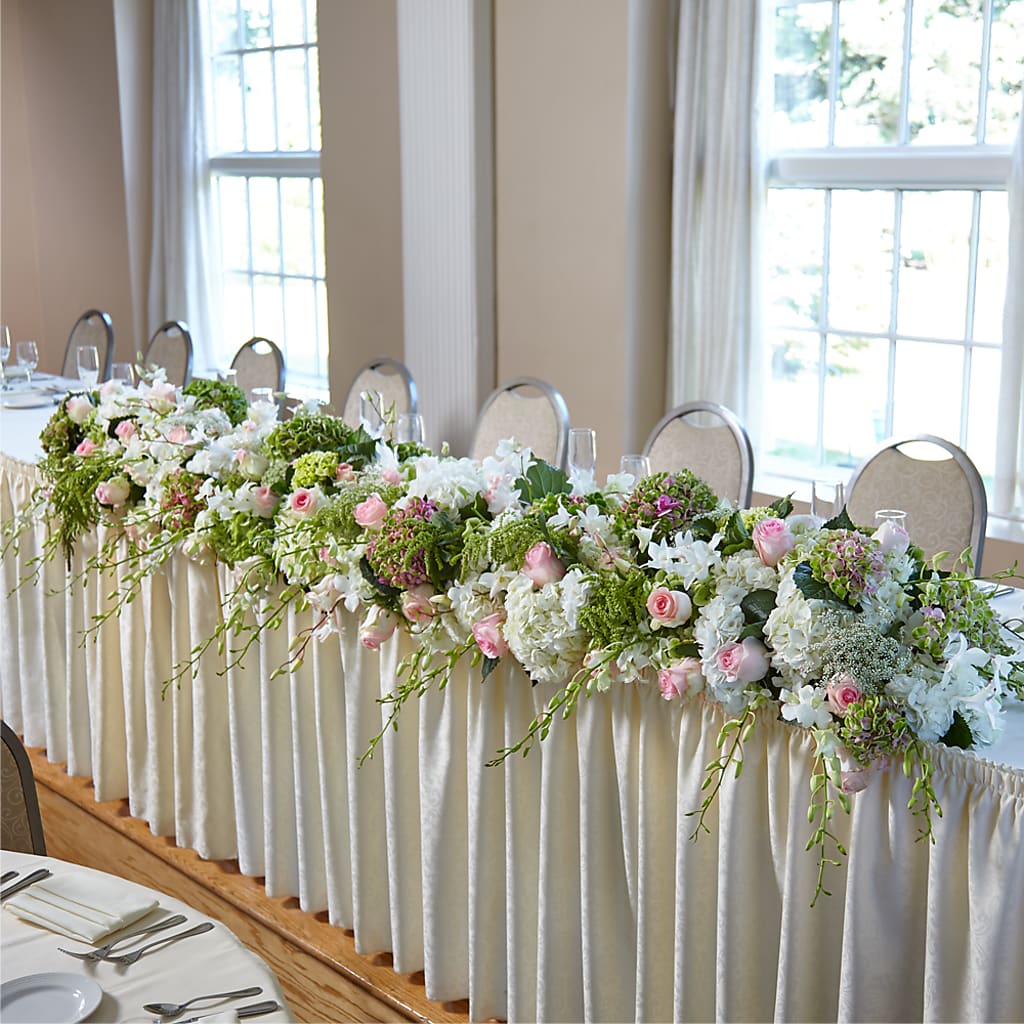 State of Joy Head Table Arrangement –  Talia Flowers, Ottawa ON