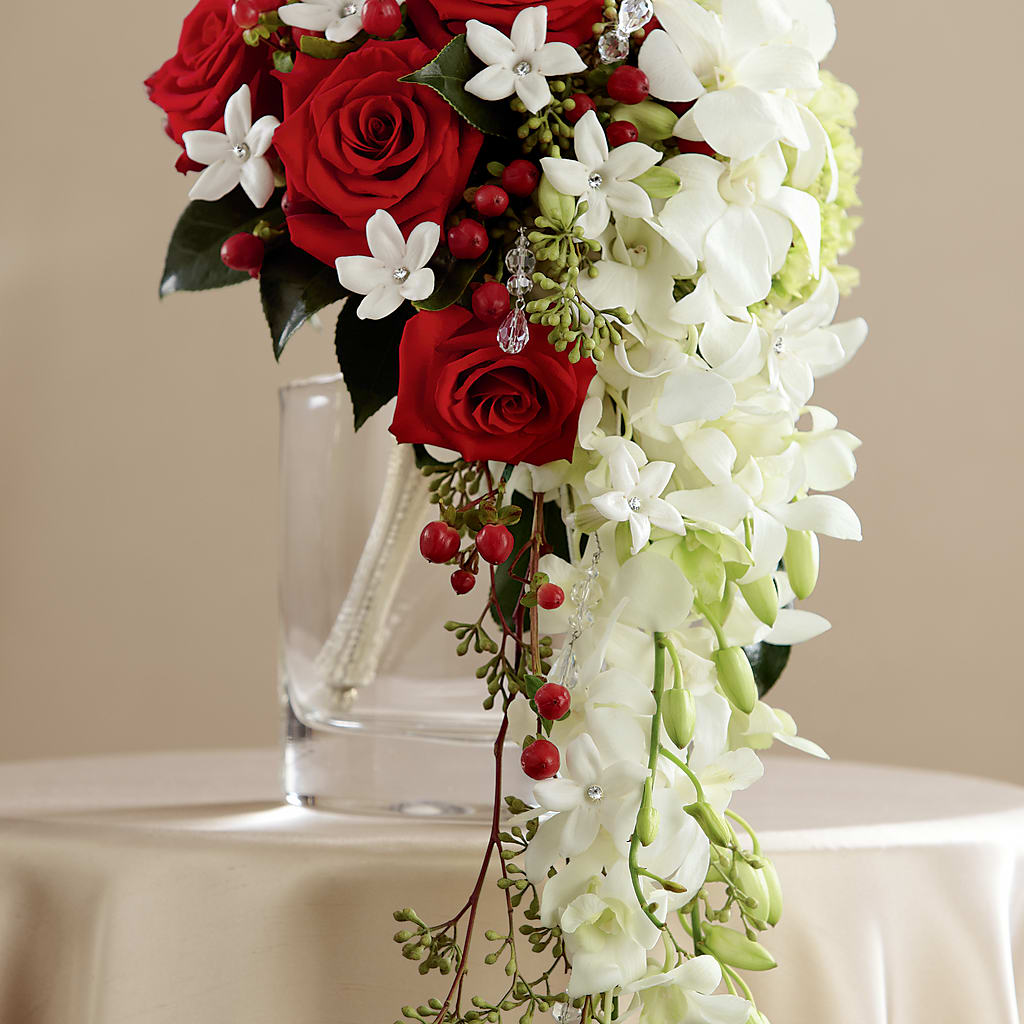 Here Comes the Bride Bouquet –  Talia Flowers, Ottawa ON