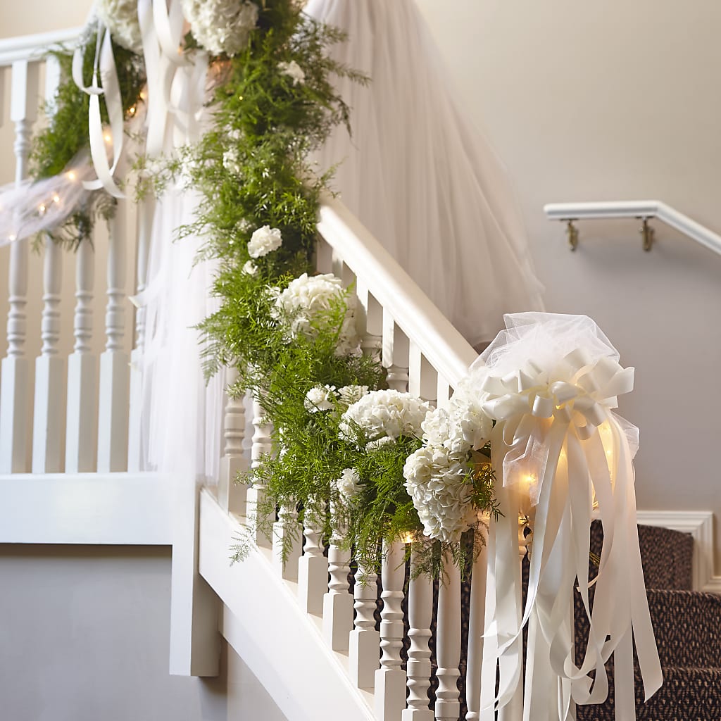 Champagne Dreams Garland –  Talia Flowers, Ottawa ON